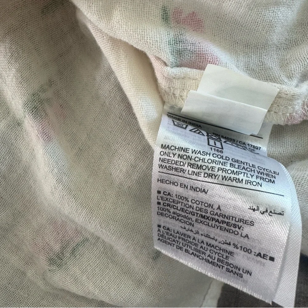 Old Navy floral cotton top